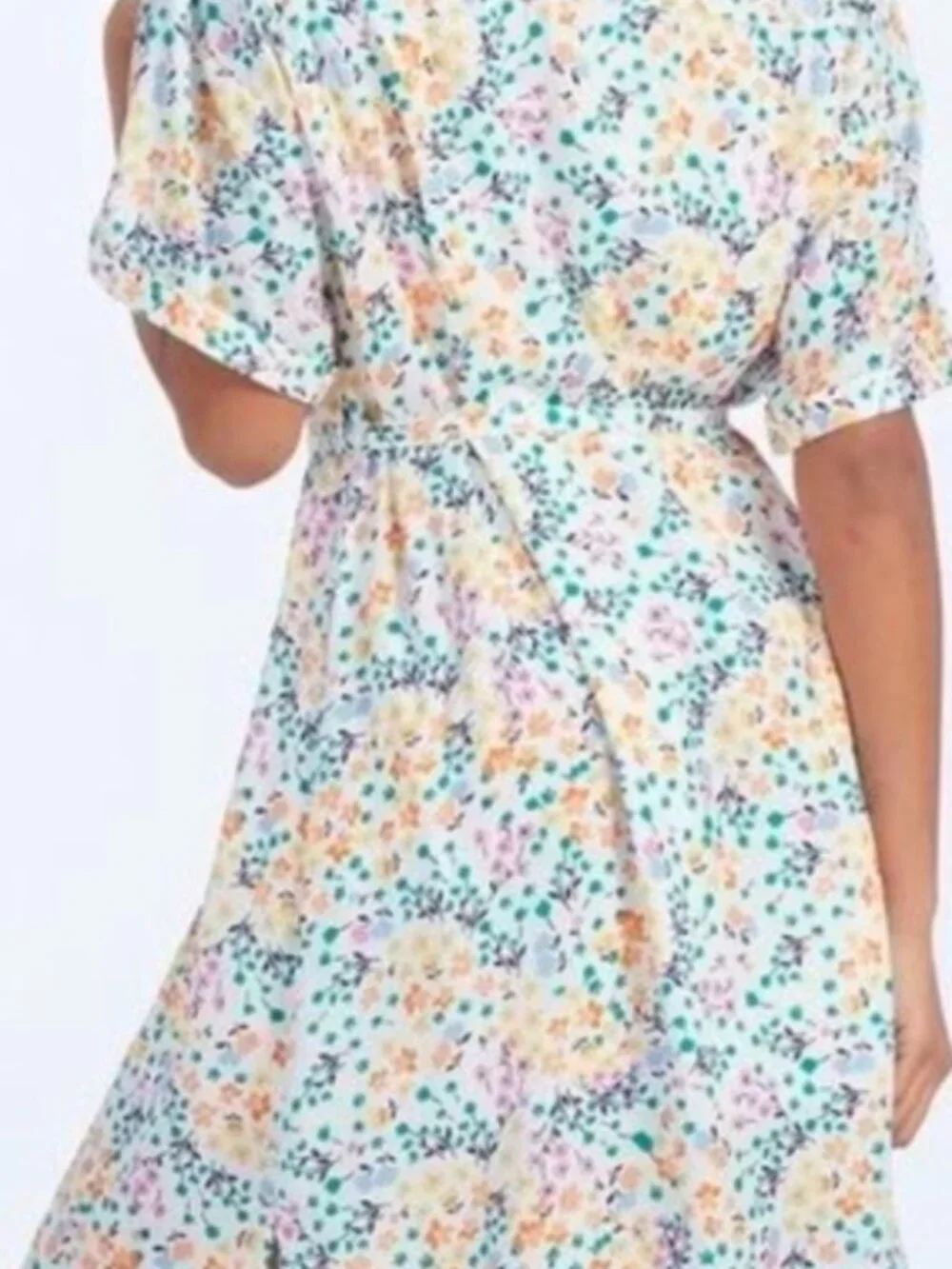 NWOT Summersalt White Floral Belted Shirt Dress. Size M - Picture 2 of 15